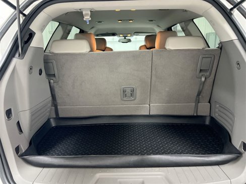 Used 2014 Chevrolet Traverse LT image 23