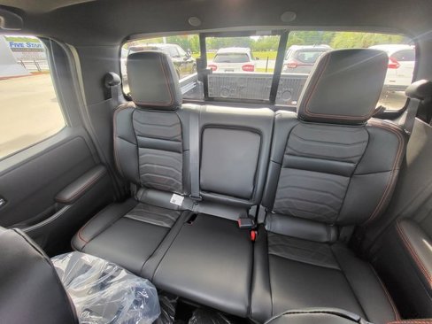 New 2025 Nissan Frontier PRO-4X w/ Pro Premium Package image 13