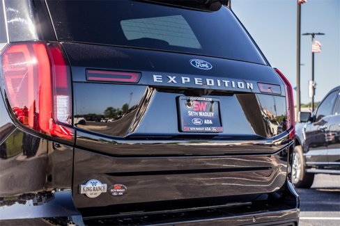 New 2025 Ford Expedition King Ranch image 9