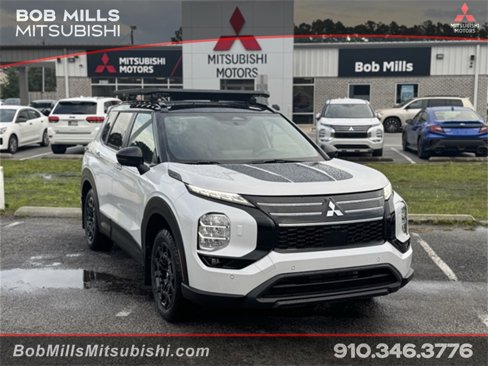 New 2025 Mitsubishi Outlander AWD image 1
