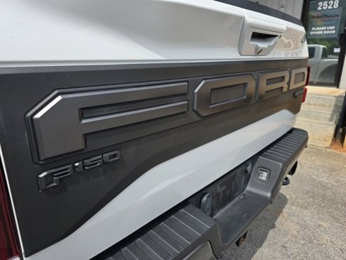 Used 2019 Ford F150 Raptor w/ Equipment Group 802A Luxury image 17