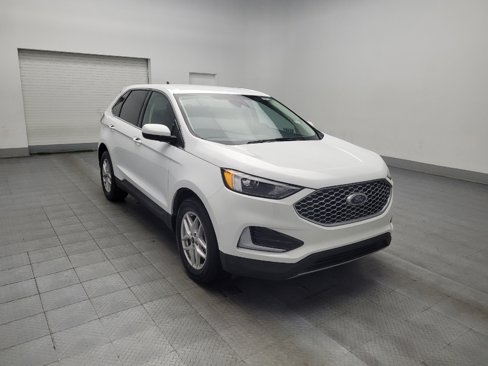 Used 2024 Ford Edge SEL image 13