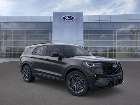 New 2025 Ford Explorer ST image 7