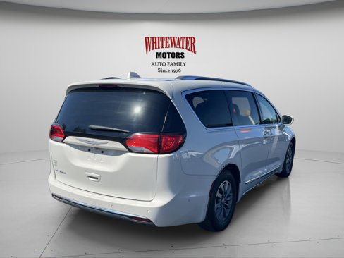 Used 2019 Chrysler Pacifica Touring-L Plus w/ Advanced Safetytec Group image 5