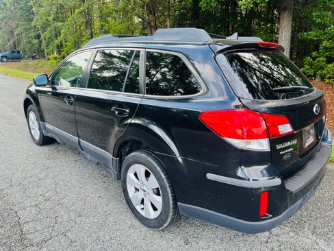 Used 2012 Subaru Outback 2.5i Limited w/ Moonroof Pkg image 8