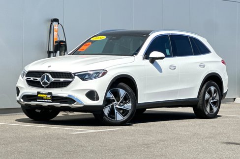 Used 2024 Mercedes-Benz GLC 300 image 1