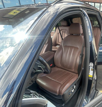 Used 2021 BMW X5 M50i w/ Executive Package image 27