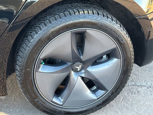 Used 2020 Tesla Model 3 Long Range image 28