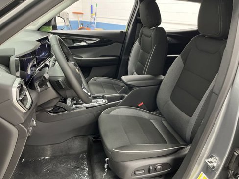 New 2026 Chevrolet TrailBlazer LT w/ Convenience Package image 4