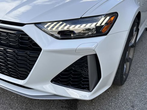 Used 2025 Audi RS 6 performance image 11