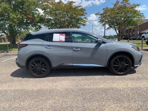 Used 2024 Nissan Murano Platinum w/ Cargo Package image 2