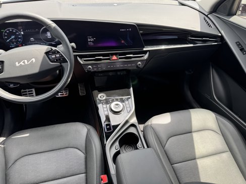 Certified 2024 Kia Niro Wave image 14