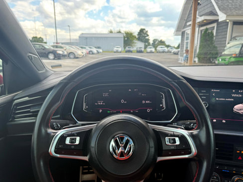 Used 2020 Volkswagen Jetta GLI Autobahn image 28