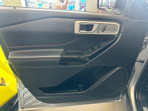 Used 2022 Ford Explorer ST-Line image 21