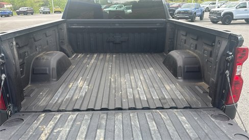 Used 2022 Chevrolet Silverado 1500 LT w/ Z71 Off-Road Package image 15