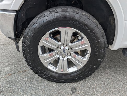 Used 2020 Ford F150 Lariat w/ Equipment Group 502A Luxury image 12
