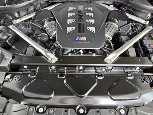 New 2026 BMW X5 M60i image 12