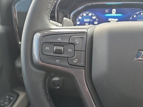 Used 2025 Chevrolet Silverado 1500 ZR2 w/ Technology Package image 18