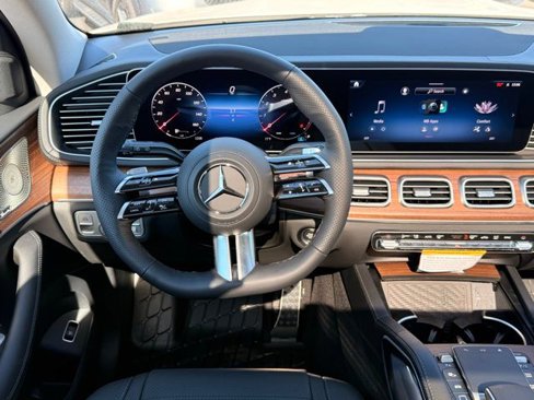 New 2026 Mercedes-Benz GLS 450 4MATIC image 13