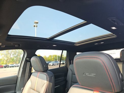 New 2026 Chevrolet Traverse RS w/ LPO, Floor Liner Package image 22