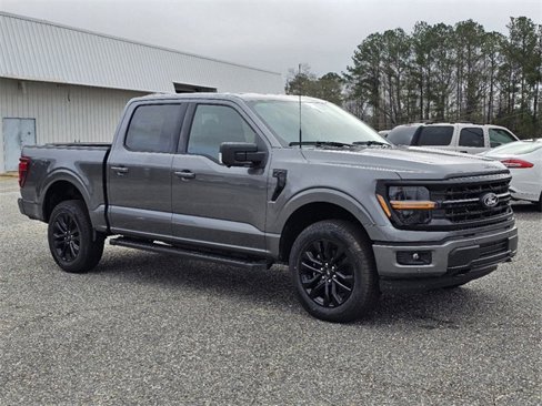 New 2025 Ford F150 XLT w/ Equipment Group 302A MID image 4