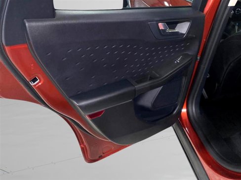 Used 2020 Ford Escape SEL image 7