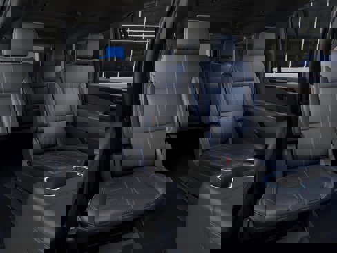 New 2025 Chevrolet Suburban High Country image 17