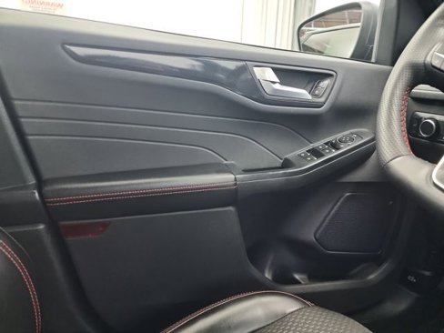 Used 2024 Ford Escape ST-Line image 14