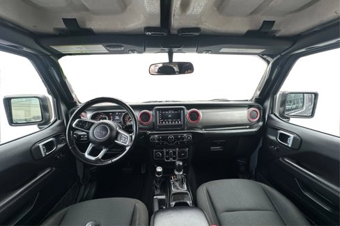 Used 2020 Jeep Wrangler Unlimited Sahara image 23