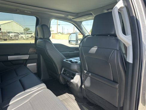 New 2025 Ford F350 Lariat w/ Lariat Ultimate Package image 27
