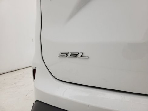 Used 2024 Ford Edge SEL image 22