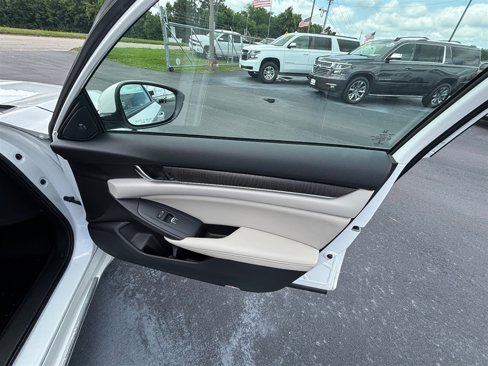 Used 2019 Honda Accord Touring image 41
