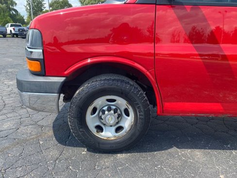 Used 2014 Chevrolet Express 3500 Extended image 19