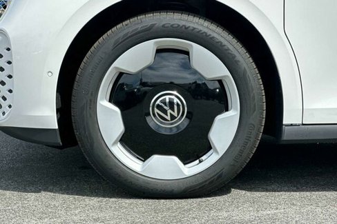 New 2025 Volkswagen ID. Buzz Pro S image 23