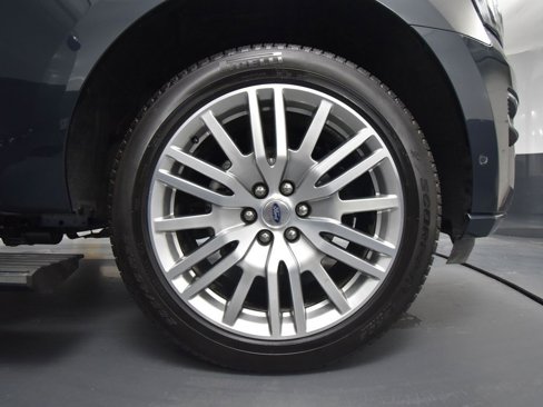 Used 2024 Ford Expedition Platinum image 15