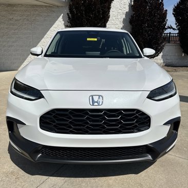 New 2026 Honda HR-V LX image 8