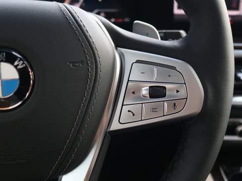 New 2026 BMW X7 xDrive40i w/ Executive Package image 16