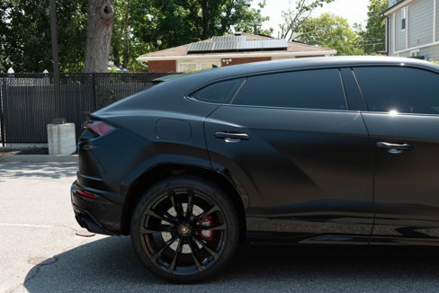 Used 2022 Lamborghini Urus image 19