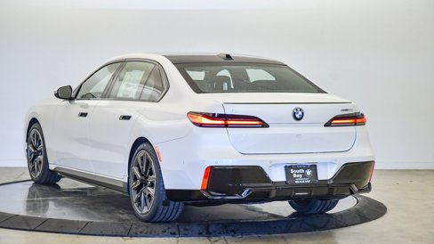 New 2026 BMW i7 eDrive50 image 2