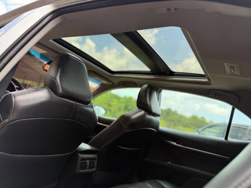 Used 2018 Toyota Camry XSE w/ Driver Assist Package image 22