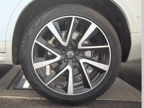 Used 2024 Volvo XC90 B5 Plus image 13