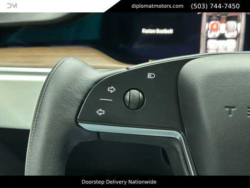 Used 2023 Tesla Model X image 30