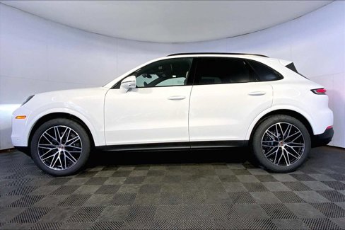 New 2026 Porsche Cayenne image 2