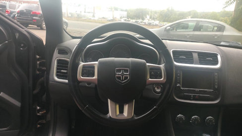 Used 2011 Dodge Avenger Heat image 4