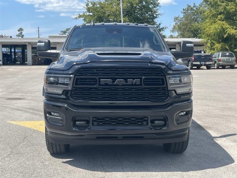 Used 2024 RAM 2500 Limited image 8