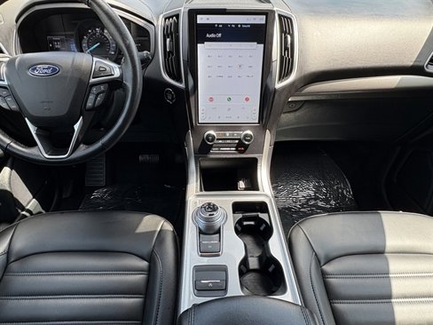 Used 2024 Ford Edge SEL image 29