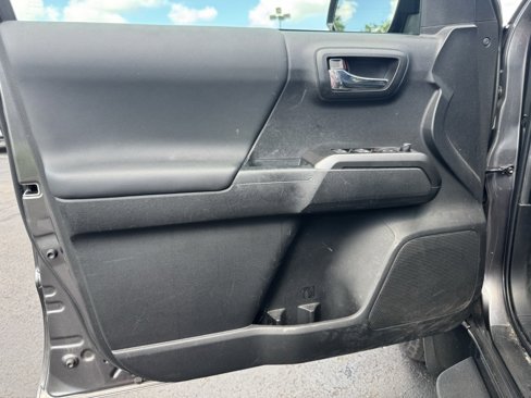 Used 2023 Toyota Tacoma TRD Pro image 12