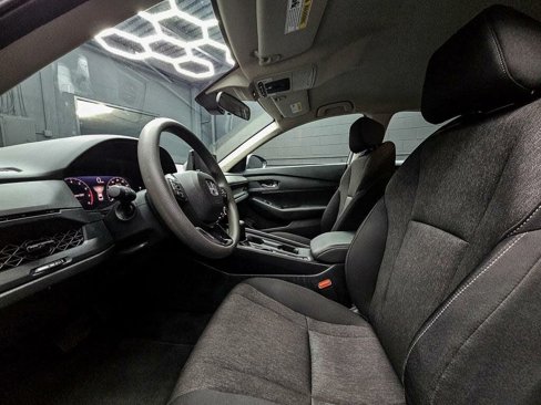 Used 2024 Honda Accord LX image 11