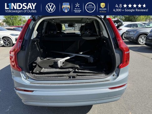 Used 2023 Volvo XC90 B5 Core w/ Protection Package Premier image 12