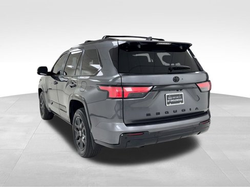 Used 2024 Toyota Sequoia Platinum image 5